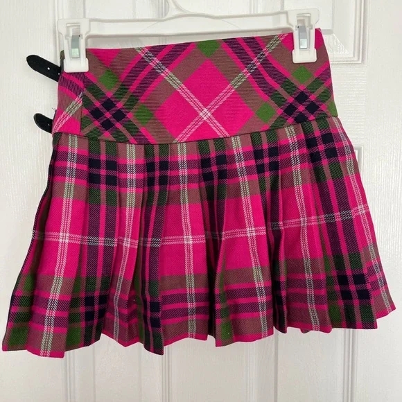 John Morrison Kiltmakers girls Kilt. - Picture 2 of 6
